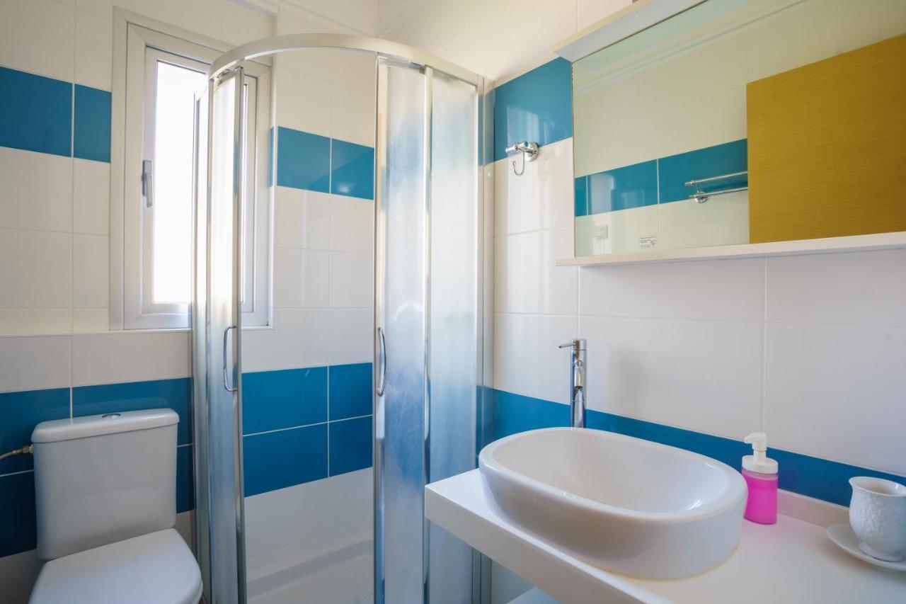 Lefkothea Apartments Nikiana Bagian luar foto