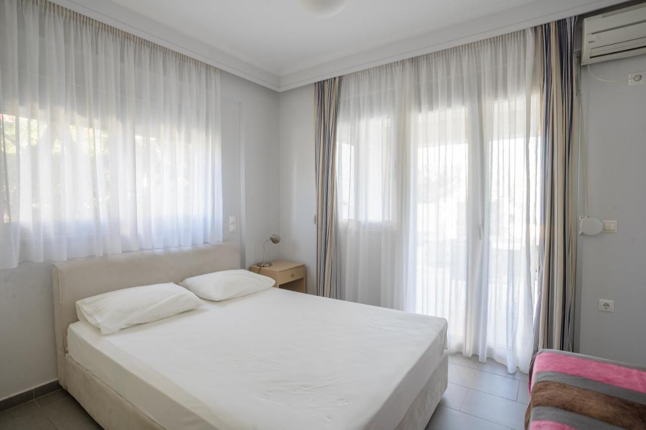 Lefkothea Apartments Nikiana Bagian luar foto
